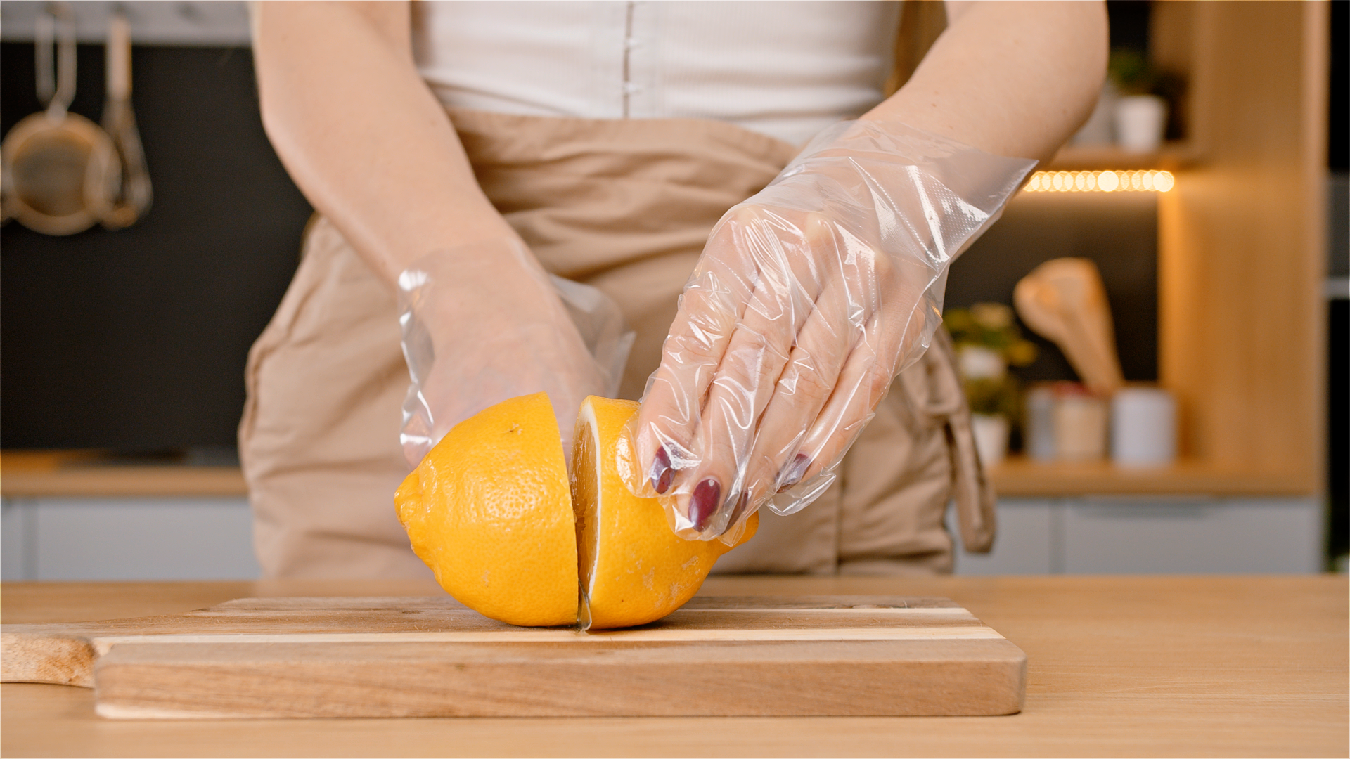 Eco Food Gloves | Made from Sugarcane Plant Based Material | Vegan, Recyclable, BPA Free (100pcs, Small Size)